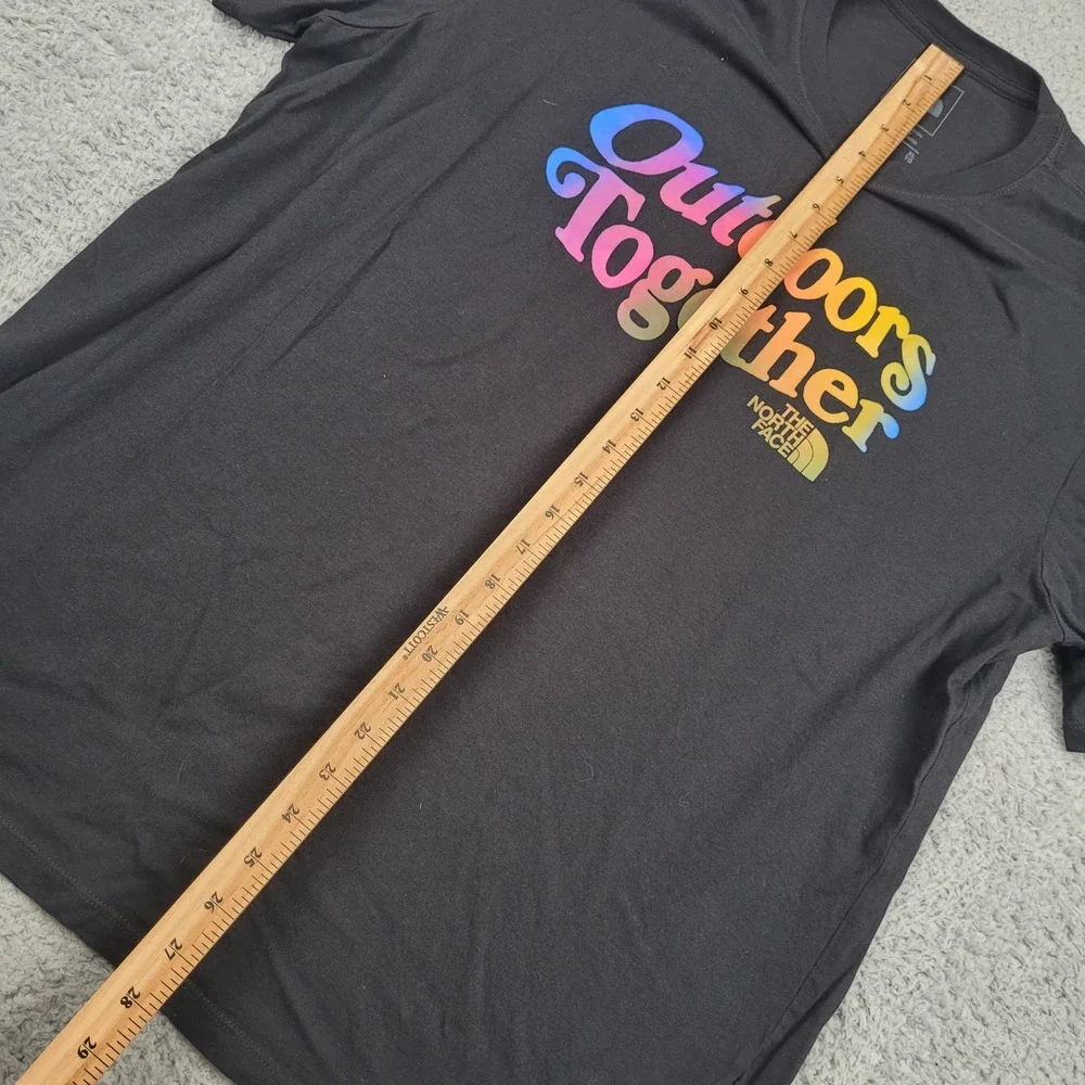 The North Face Outdoors Together Tee T Shirt Mens XL Rainbow Pride LGBTQ Black‎